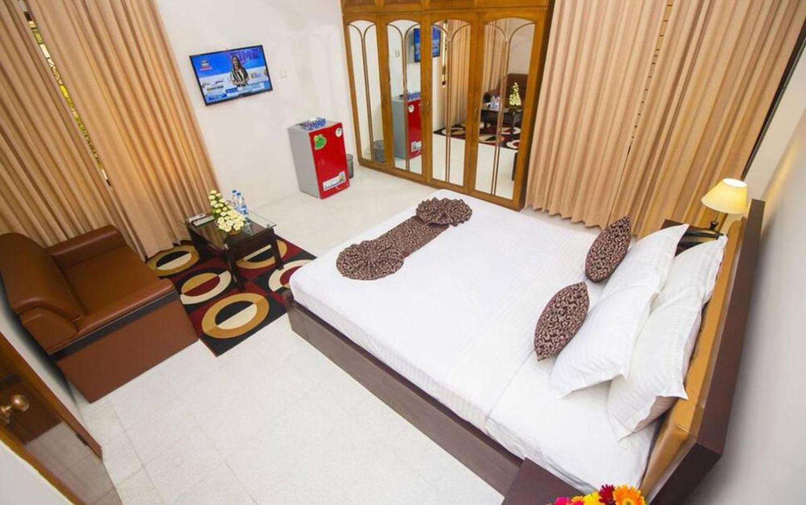Hotel Suite Palace Baridhara 达卡 外观 照片